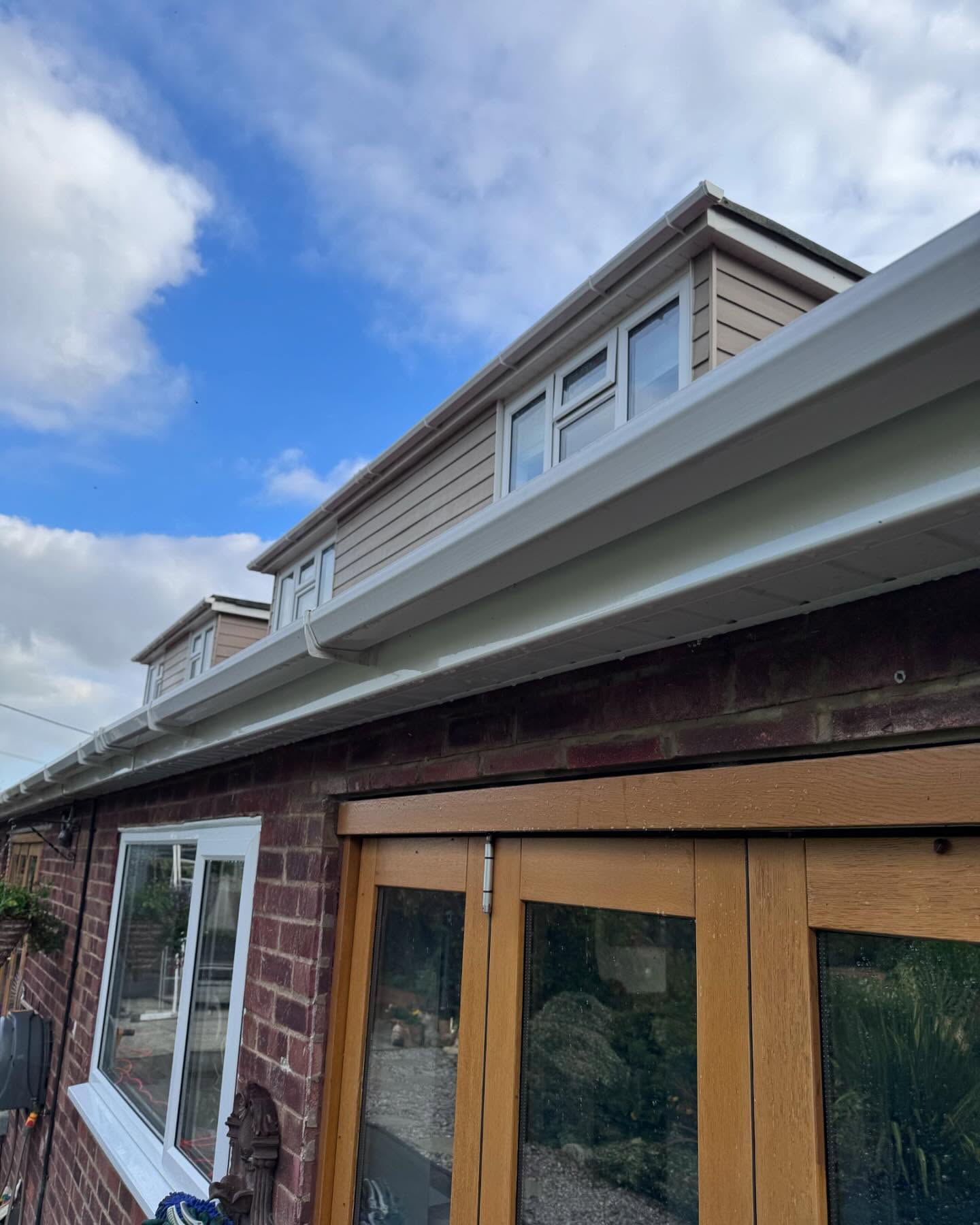 Roofline after cleaning